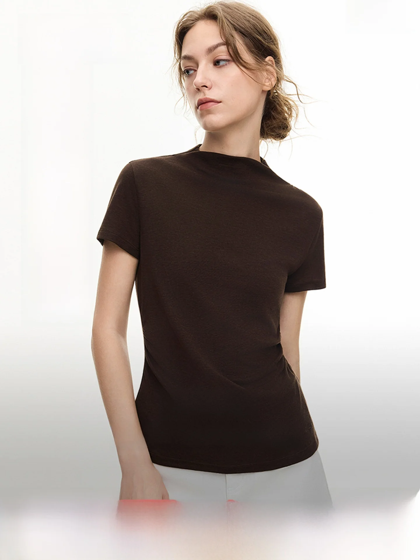 Elle Women's Slim Fit Short Sleeve T-Shirt Design Sensation Summer Base Layer Top High End Feeling Cotton Wool Blend Fabric
Elle Women's Slim Fit Short Sleeve T-Shirt Design Sensation Summer Base Layer Top High End Feeling Cotton Wool Blend Fabric