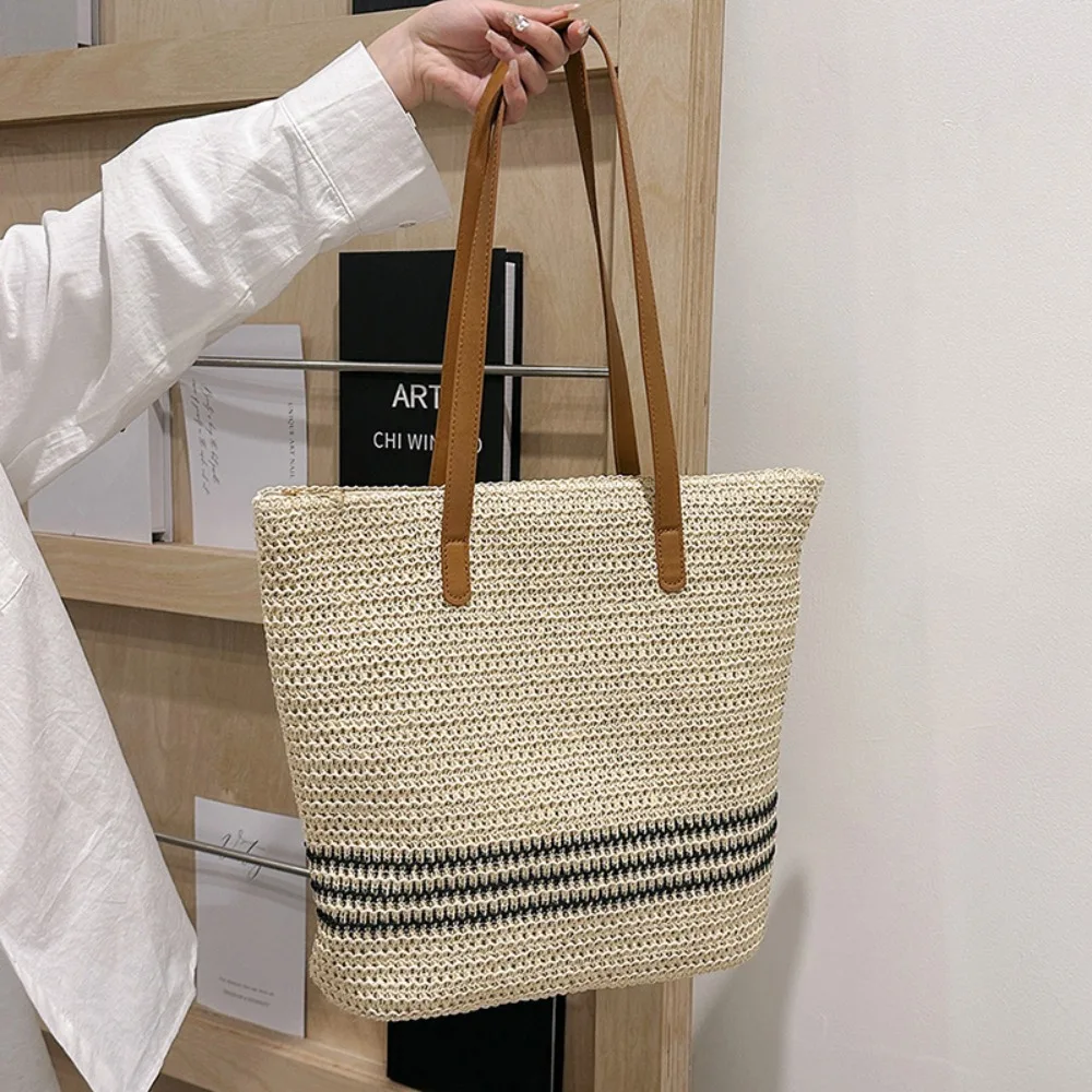 Elegant Women Straw Shoulder Bag Solid Color Convenient Stripped Crochet Mesh Tote Underarm Bag Large Capacity
Elegant Women Straw Shoulder Bag Solid Color Convenient Stripped Crochet Mesh Tote Underarm Bag Large Capacity