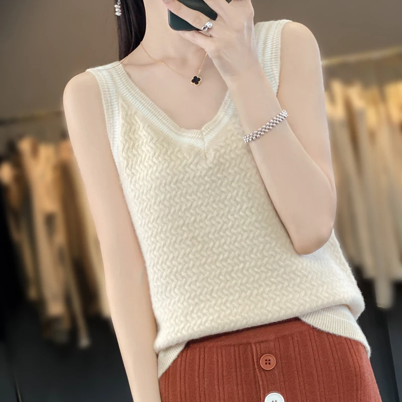 women knitted vest V-Neck Sling 100% Merino Wool Soft Comfortable Breathable Slim Fit Top Sexy And Fashionable Style Knitted New
women knitted vest V-Neck Sling 100% Merino Wool Soft Comfortable Breathable Slim Fit Top Sexy And Fashionable Style Knitted New