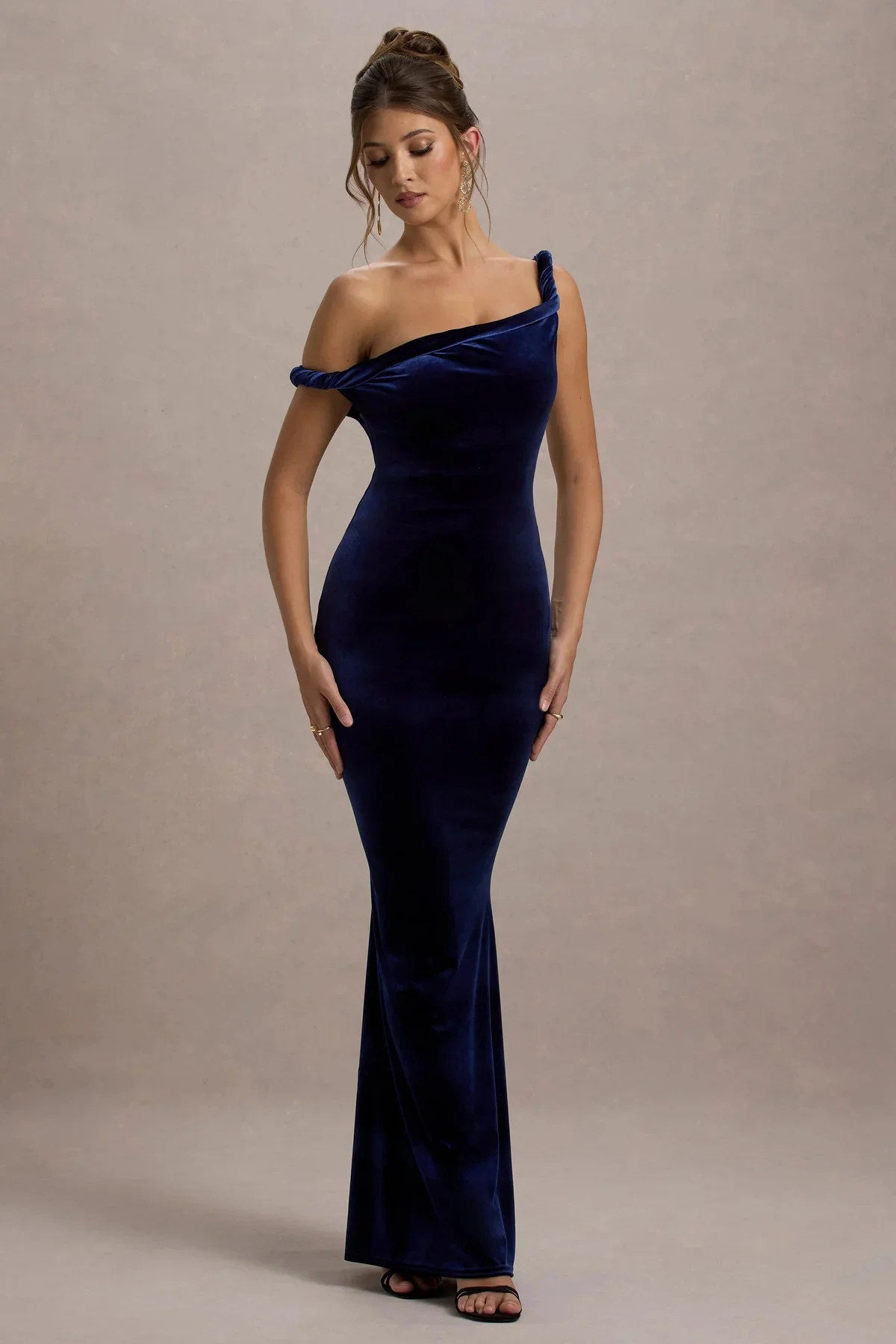 DRESS FORU Sexy Blue Evening Dresses Velour for Ankle-Length Spaghetti Strap Mermaid Prom Dress estidos De Fiesta Customized
DRESS FORU Sexy Blue Evening Dresses Velour for Ankle-Length Spaghetti Strap Mermaid Prom Dress estidos De Fiesta Customized