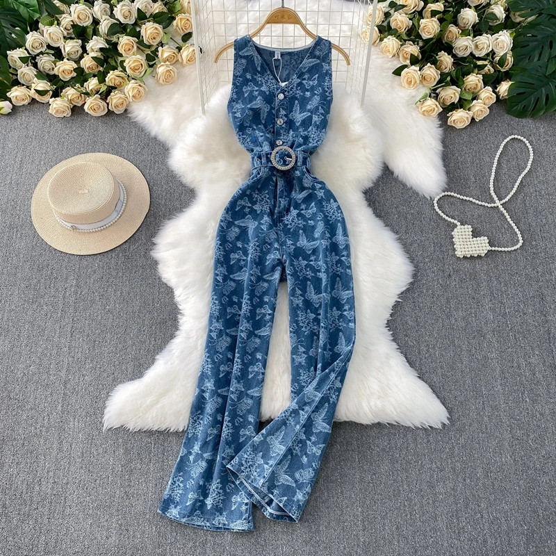 Summer New Retro Jacquard Denim Jumpsuit for Women High-End Waist Cinched Casual Straight Leg Wide Leg Jumpsuit
Summer New Retro Jacquard Denim Jumpsuit for Women High-End Waist Cinched Casual Straight Leg Wide Leg Jumpsuit