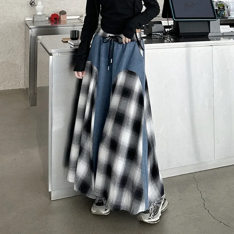 SuperAen American Retro Plaid Spliced Denim High Waist Skirt 2025 Spring and Autumn New Fashion Design Loose Casual A-line Skirt
SuperAen American Retro Plaid Spliced Denim High Waist Skirt 2025 Spring and Autumn New Fashion Design Loose Casual A-line Skirt