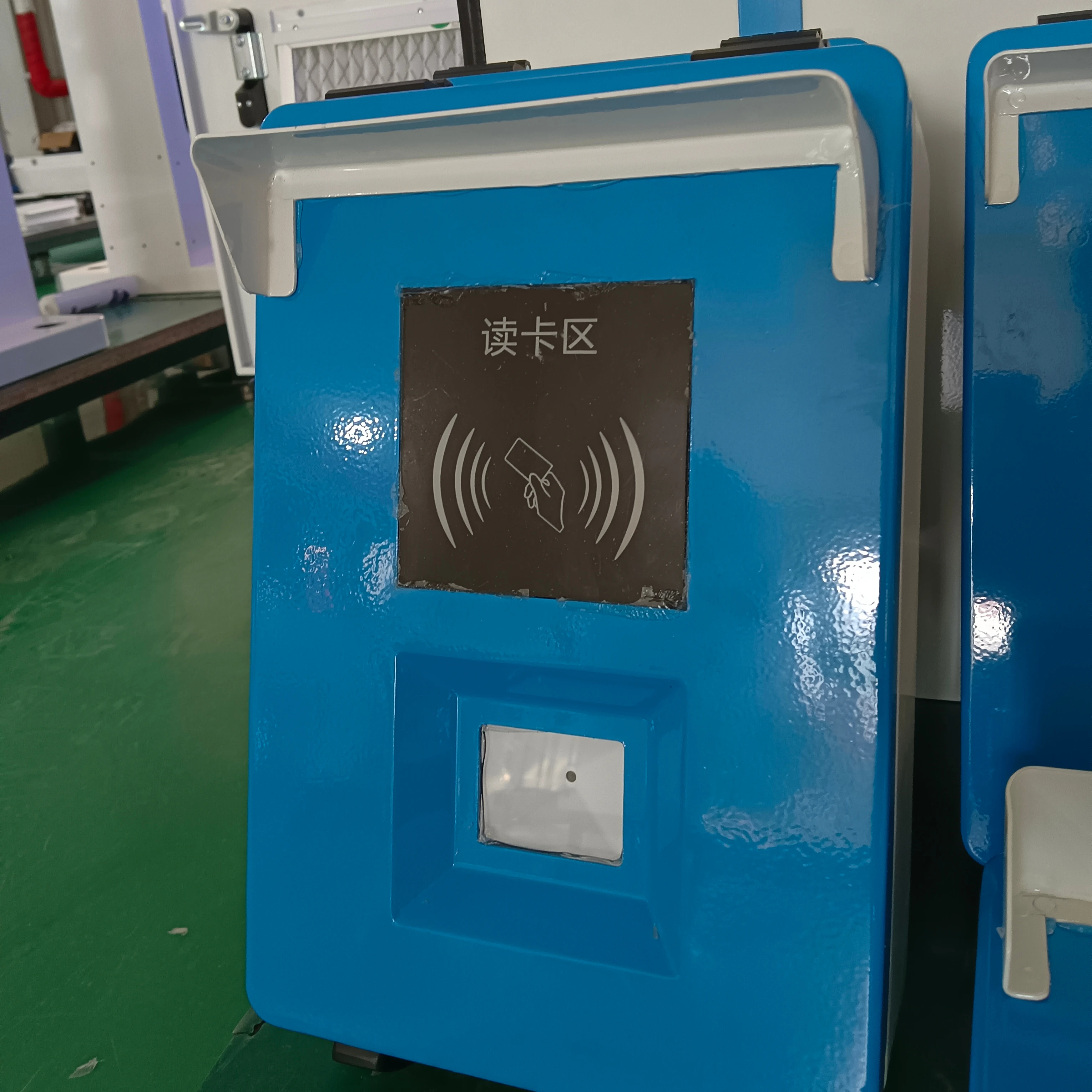 Индивидуальный настенный открытый универсальный платежный терминал со сканированием карт и оплатой кода от производителя
Индивидуальный настенный открытый универсальный платежный терминал со сканированием карт и оплатой кода от производителя