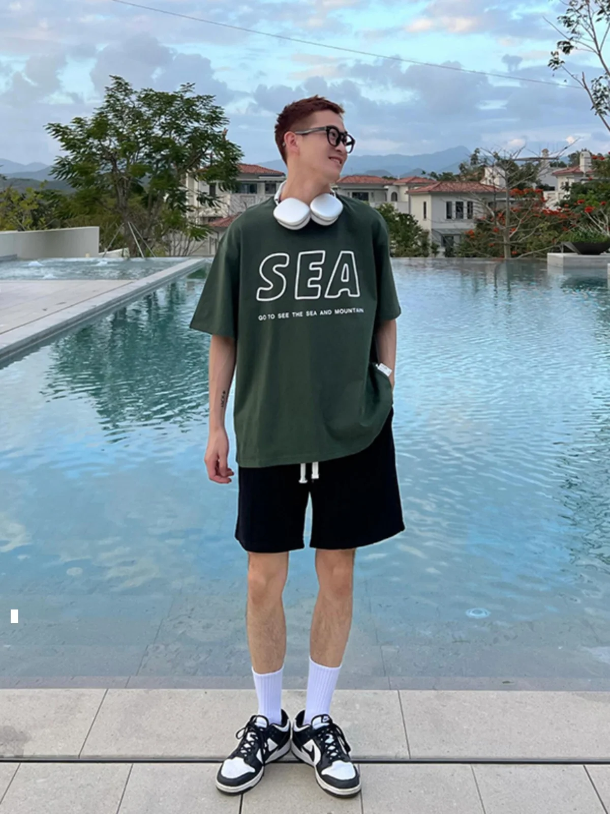 Bla Heavyweight Casual Baskeall orts Men's Summer Trendy Loose Beach Five-Point Pants Breathable Comfortable Straight Leg
Bla Heavyweight Casual Baskeall orts Men's Summer Trendy Loose Beach Five-Point Pants Breathable Comfortable Straight Leg