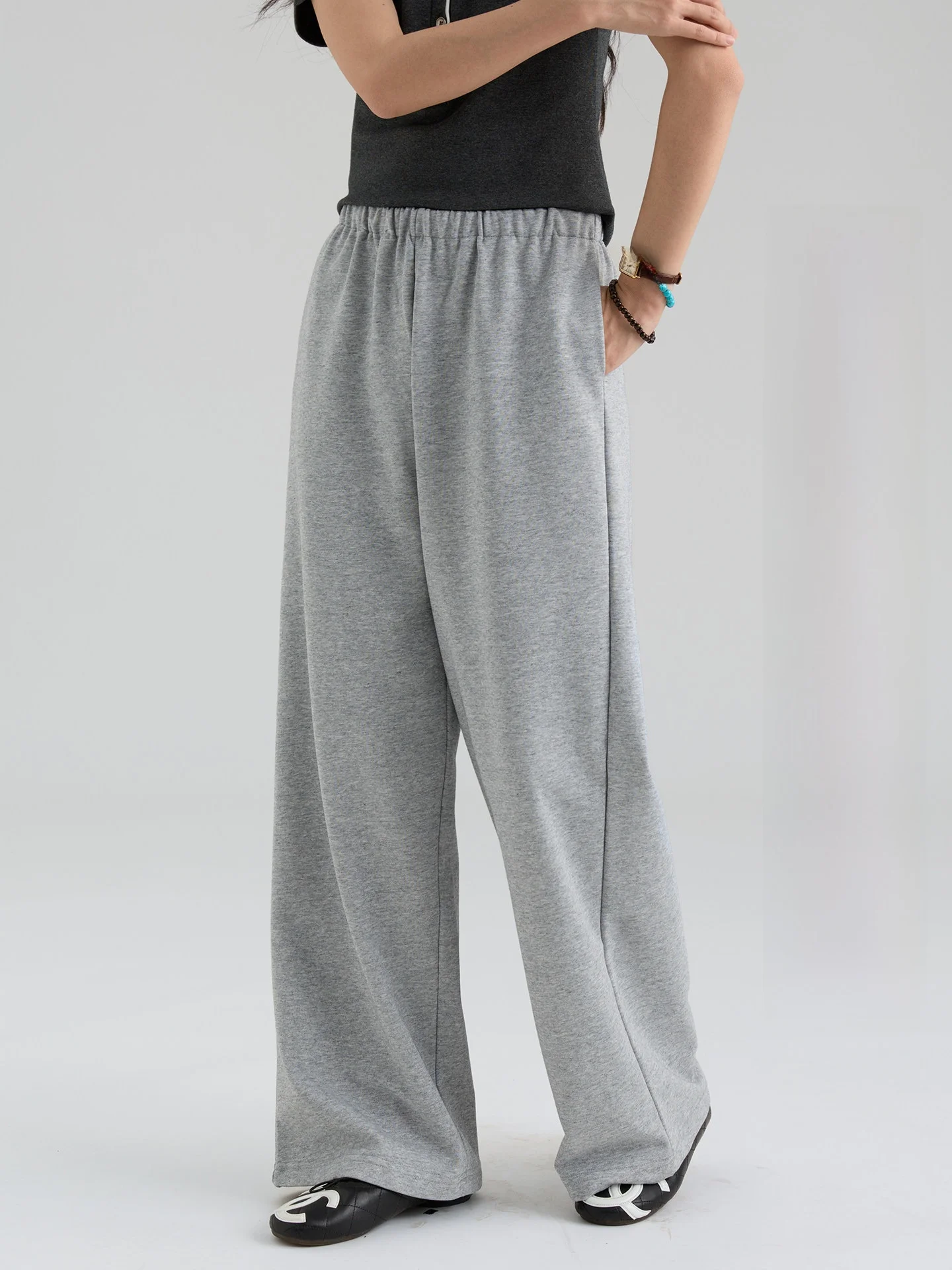 Drawwind Spring New Casual Straight Leg Sweatpants Women Loose Color Elastic Waist Fleece Wide Leg Long Pants
Drawwind Spring New Casual Straight Leg Sweatpants Women Loose Color Elastic Waist Fleece Wide Leg Long Pants