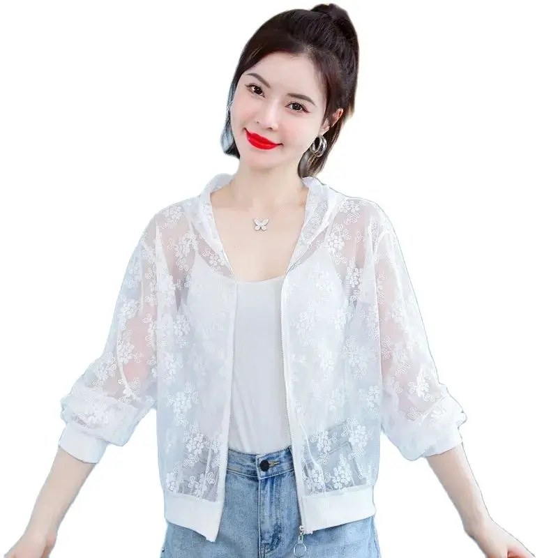 Women's Short Coat Hollow Out Wild Lace Sun Protection Clothing New Summer 2022 Thin Breathable Hooded Female Casual Jacket
Women's Short Coat Hollow Out Wild Lace Sun Protection Clothing New Summer 2022 Thin Breathable Hooded Female Casual Jacket