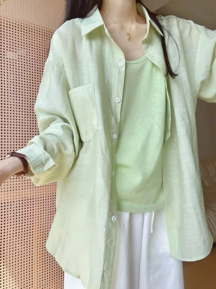 Шелковый длинный кардиган для женщин, летний, новый, свободный, тонкий, с защитой от УФ-излучения, милый дизайн с пуговицами
Шелковый длинный кардиган для женщин, летний, новый, свободный, тонкий, с защитой от УФ-излучения, милый дизайн с пуговицами