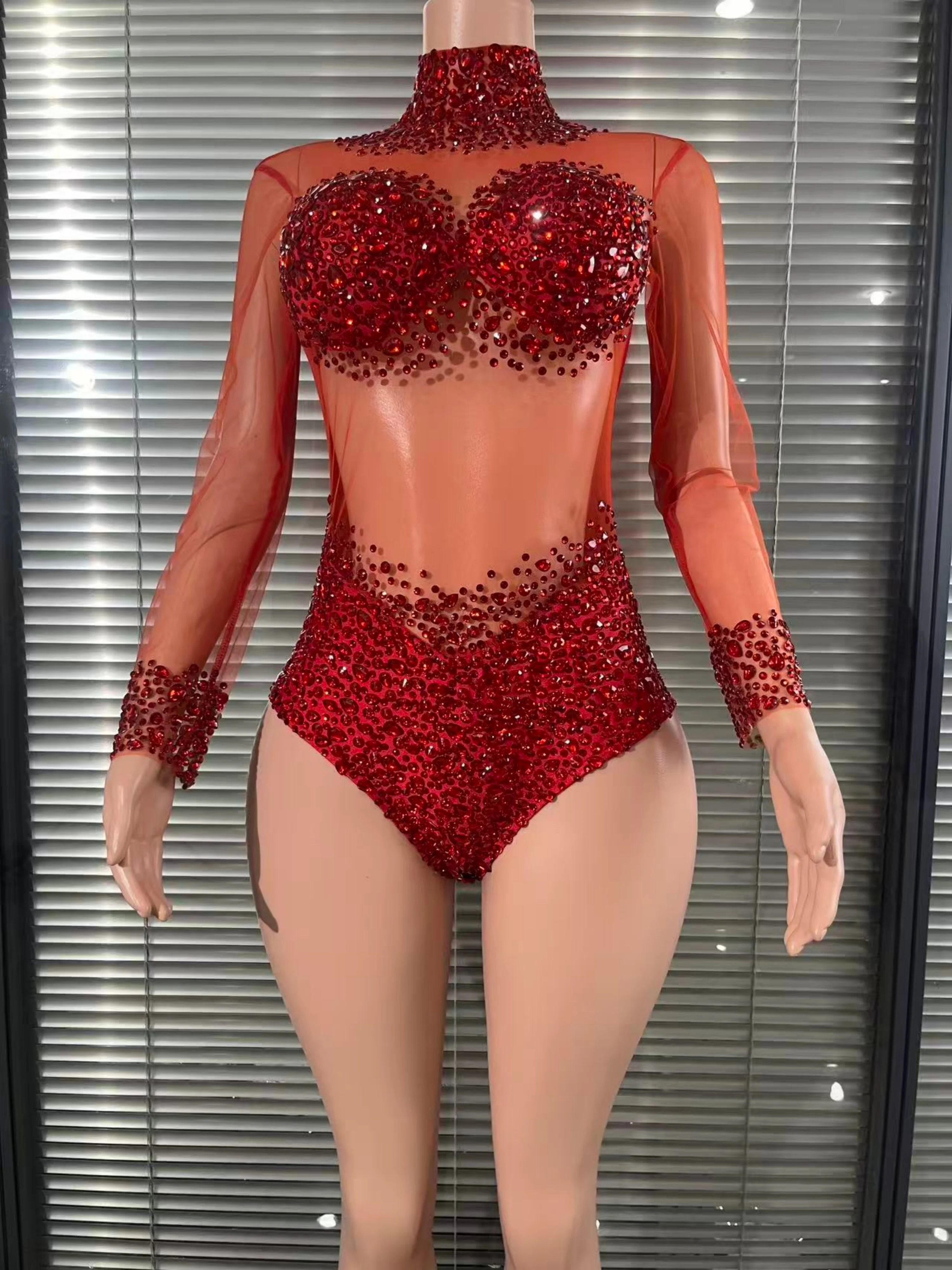 Sexy Sparkly Rhinestones High Neck Sheer Red Bodysuit Women Nightclub Party Stage Performance Glamorous Dress
Sexy Sparkly Rhinestones High Neck Sheer Red Bodysuit Women Nightclub Party Stage Performance Glamorous Dress
