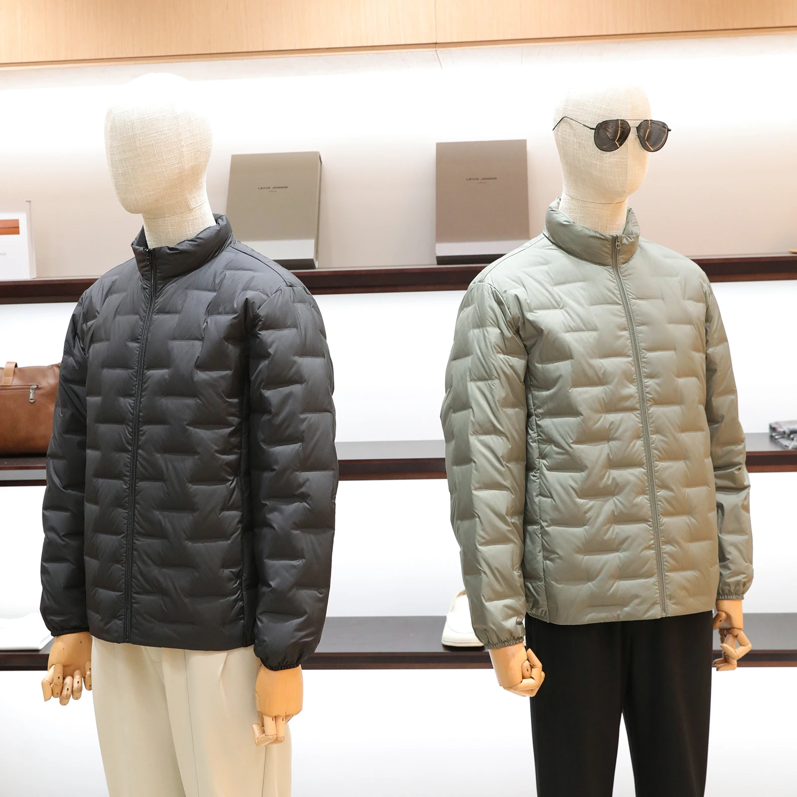 Men's Outdoor Windproof Water-resistant Warm Stand Collar down Jaet Full Glue Proc Polyester Fiber Long Sve Zipped Coat
Men's Outdoor Windproof Water-resistant Warm Stand Collar down Jaet Full Glue Proc Polyester Fiber Long Sve Zipped Coat