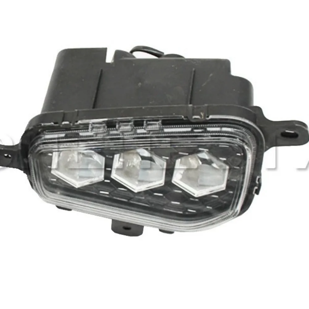 New energy vehicle parts fog lights bumper lights daytime running lights Zhidou D2S
New energy vehicle parts fog lights bumper lights daytime running lights Zhidou D2S
