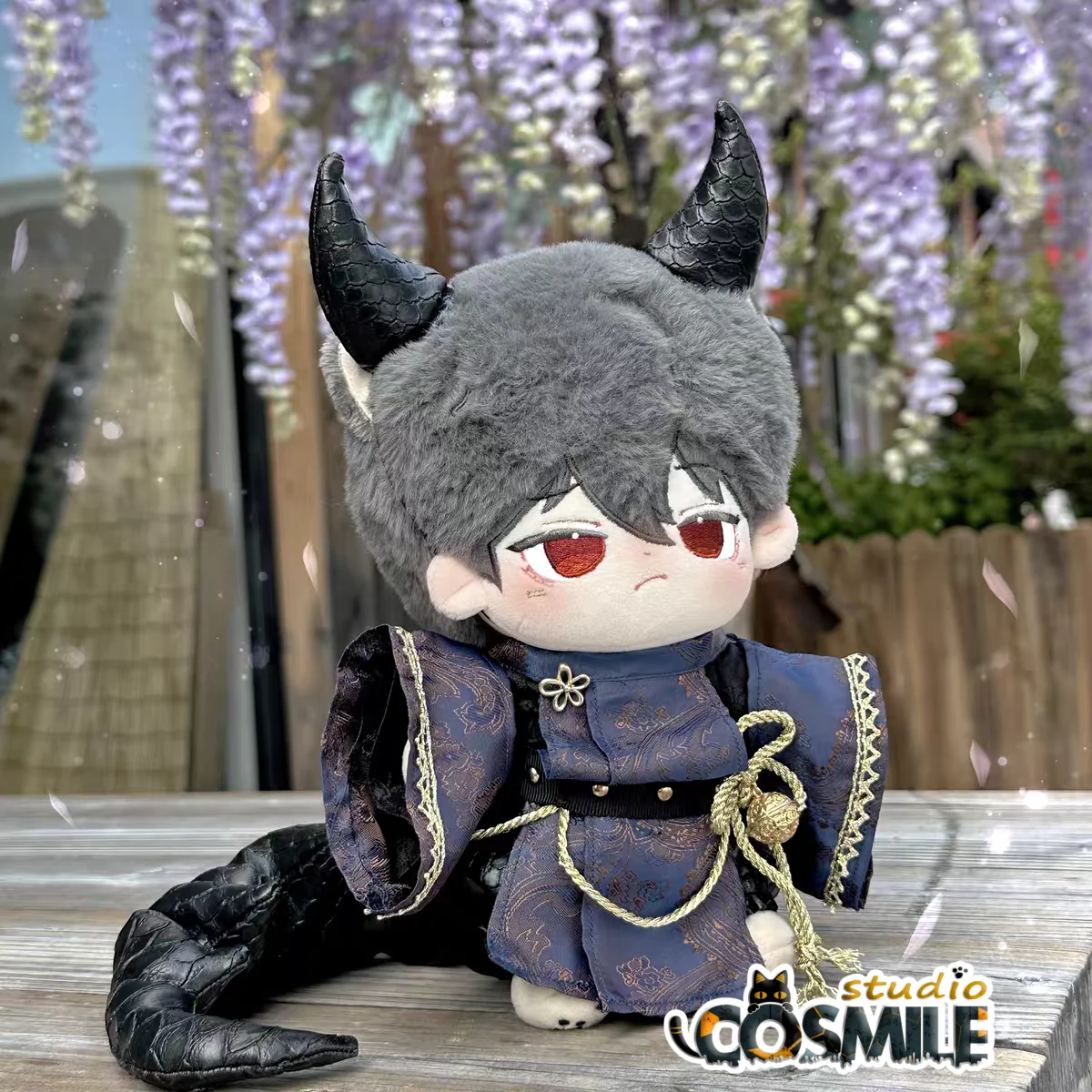 Японское кимоно юката Kariginu Shikigami Demon Dragon Sylus, костюм плюша 20 см, плюшевые аксессуары для кукол, одежда для кукол XGW
Японское кимоно юката Kariginu Shikigami Demon Dragon Sylus, костюм плюша 20 см, плюшевые аксессуары для кукол, одежда для кукол XGW