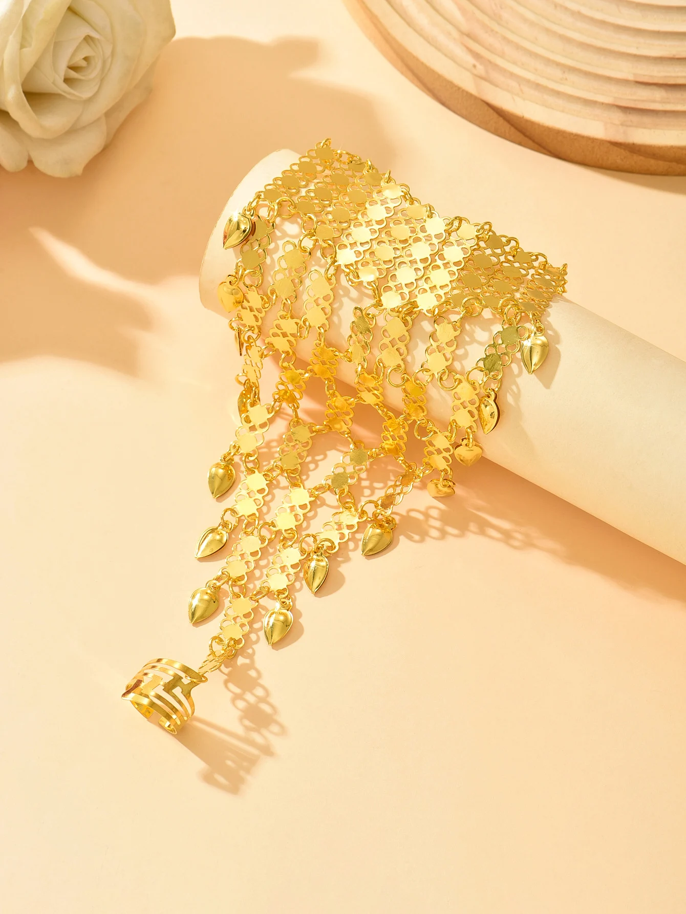 Arabian Luxury Handmade Finger Linked Tassel Bracelet for Dancing And Party Festive Wear Suitable for Women
Arabian Luxury Handmade Finger Linked Tassel Bracelet for Dancing And Party Festive Wear Suitable for Women