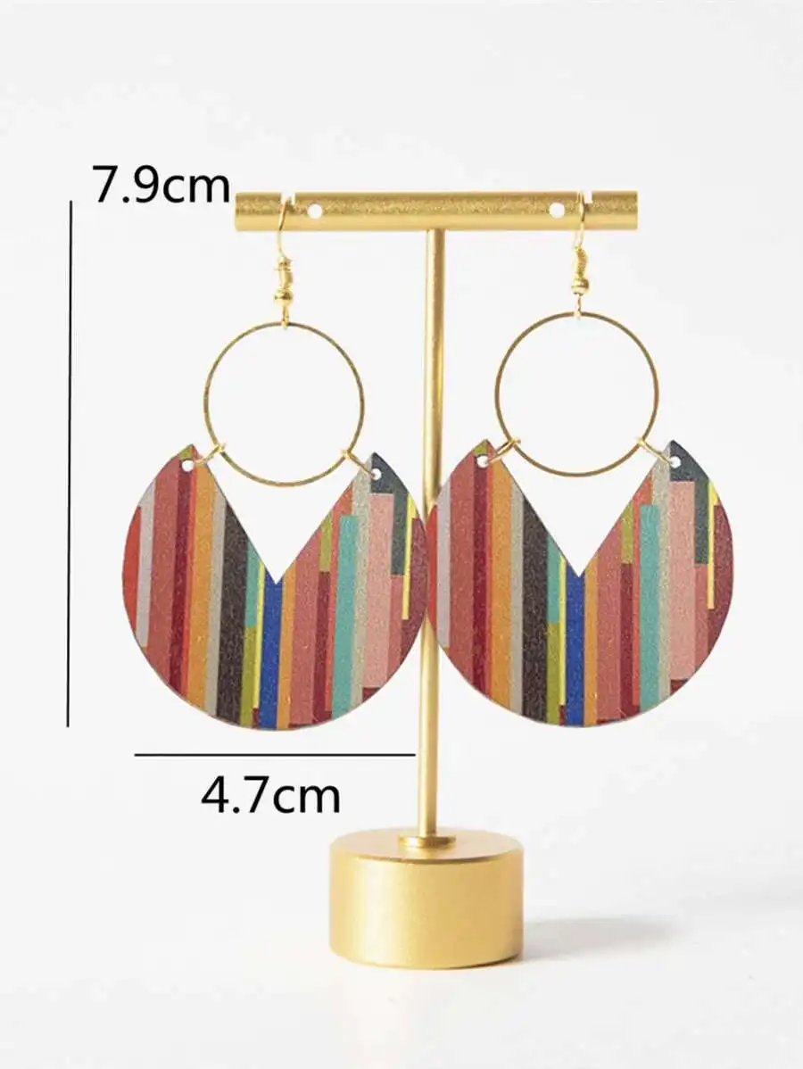 Multihued Vertical Striped Wooden Fan-Shape Dangle Earrings For Women Party Gift Accessory
Multihued Vertical Striped Wooden Fan-Shape Dangle Earrings For Women Party Gift Accessory