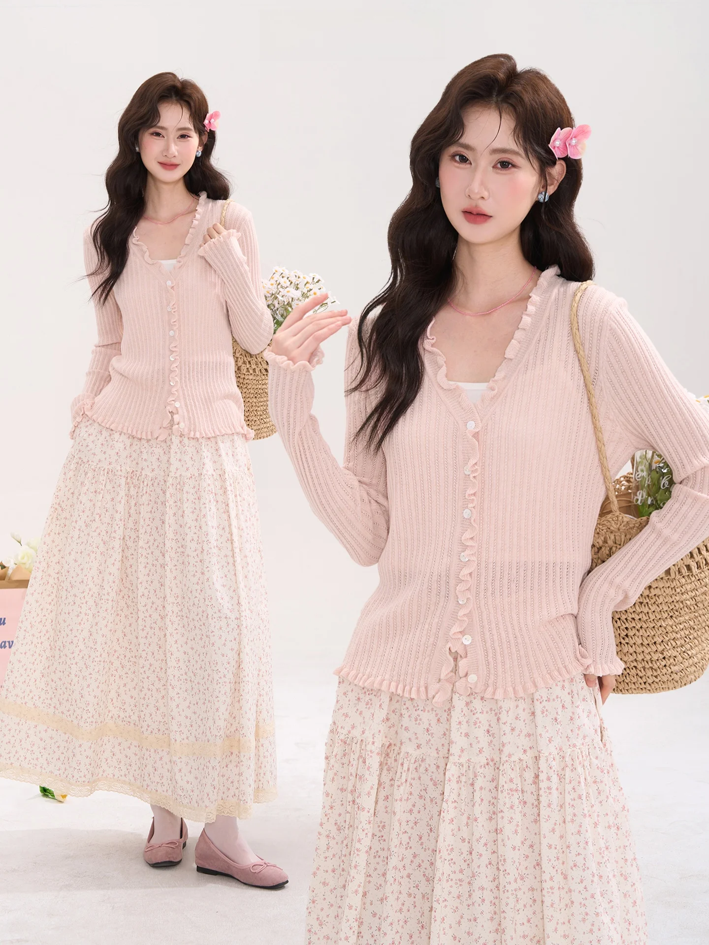 Heme Knitted Long Sleeve V-Neck Cardigan Women's Gentle Style Wood Grain Spring Fashion Soft Strawberry Slimming Window ...
Heme Knitted Long Sleeve V-Neck Cardigan Women's Gentle Style Wood Grain Spring Fashion Soft Strawberry Slimming Window ...