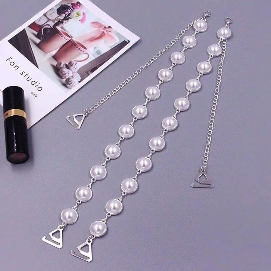 【Сверкающий кристалл】Регулируемые сексуальные бретели бюстгальтера для женщин — Невидимый ромбовидный декор и трансформируемые аксессуары.
【Сверкающий кристалл】Регулируемые сексуальные бретели бюстгальтера для женщин — Невидимый ромбовидный декор и трансформируемые аксессуары.