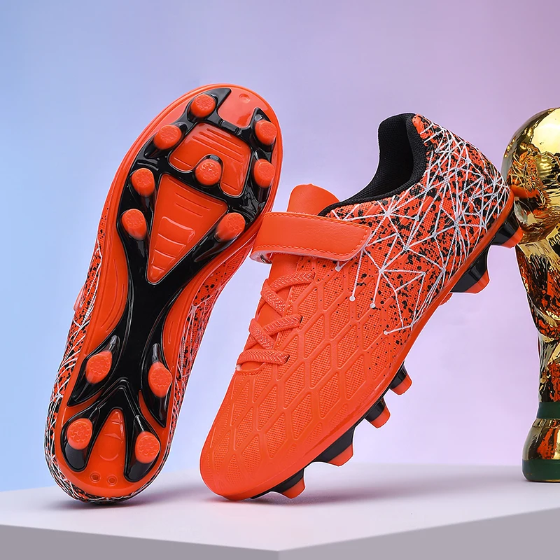 Men New Football Shoes Field Resistant Breathable Ultralight Male Non Slip Outdoor Fast Soccer Shoes High Quality Football Boots
Men New Football Shoes Field Resistant Breathable Ultralight Male Non Slip Outdoor Fast Soccer Shoes High Quality Football Boots