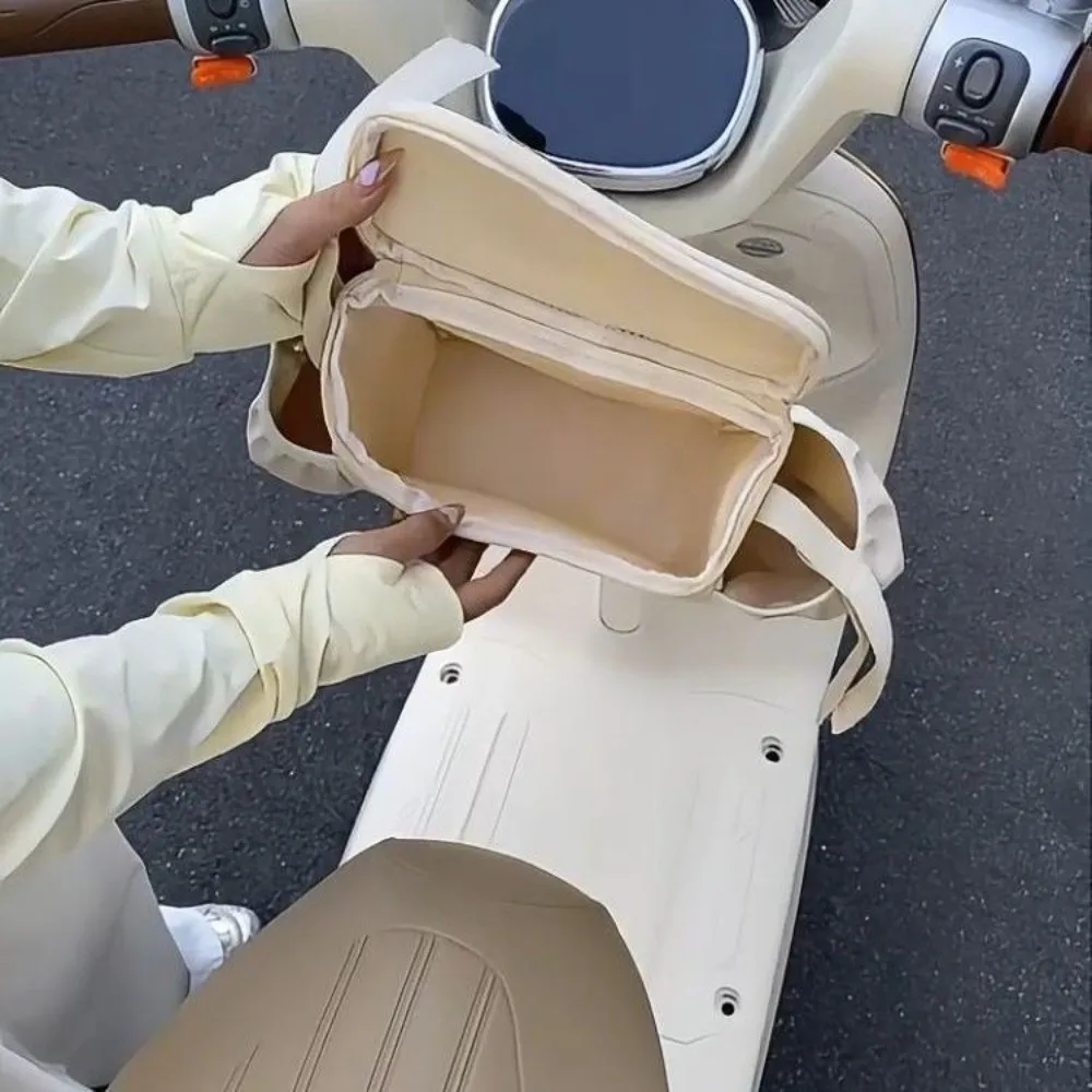 Large Capacity Bicycle Handlebar Bag PU Leather Detachable Riding Front Handle Hanging Bag Quick Release Waterproof
Large Capacity Bicycle Handlebar Bag PU Leather Detachable Riding Front Handle Hanging Bag Quick Release Waterproof