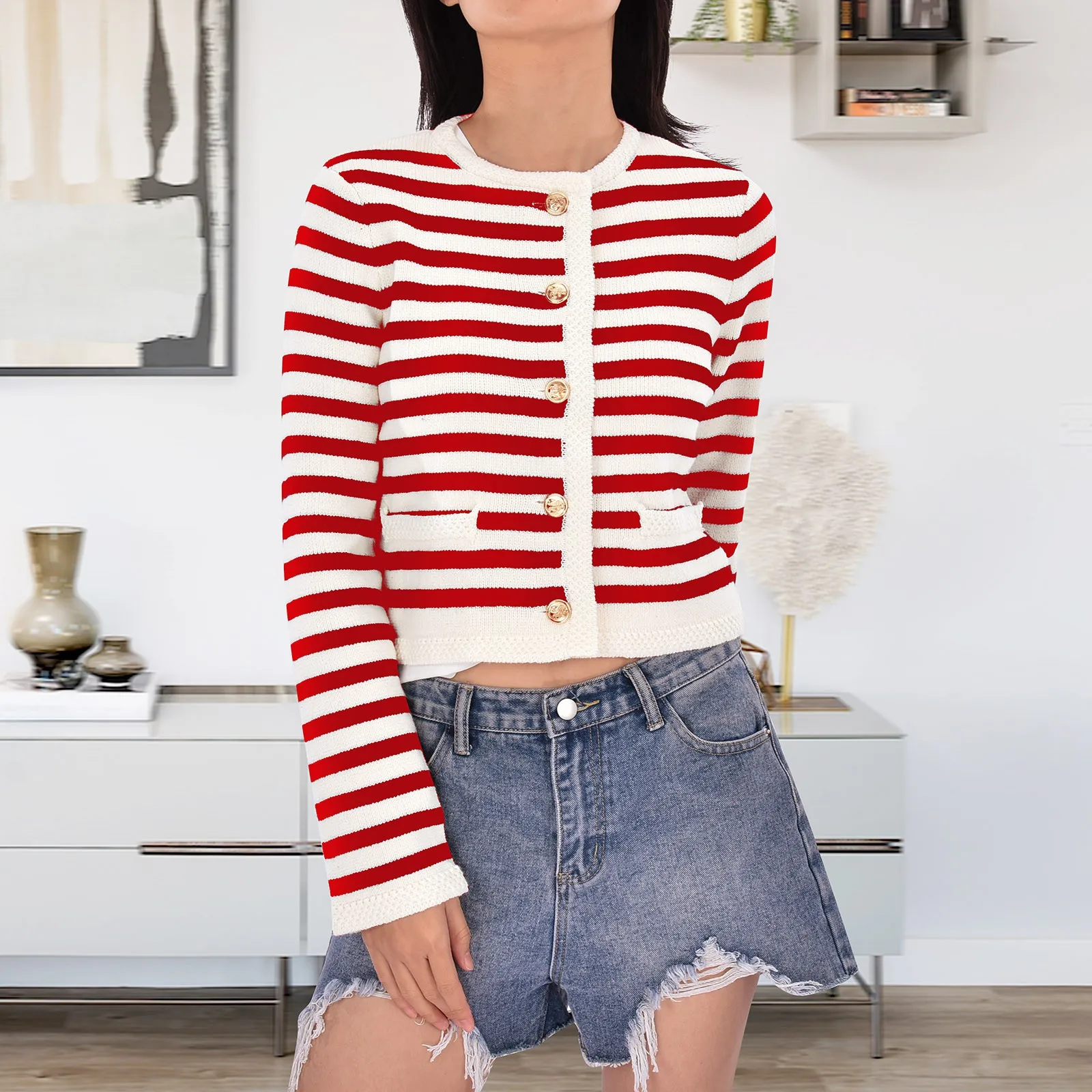 Women's Contrast Color Striped Round Neck Small Knitted Cardigan Casual Short Sweater Autumn Winter Cardigan Jacket For Women
Women's Contrast Color Striped Round Neck Small Knitted Cardigan Casual Short Sweater Autumn Winter Cardigan Jacket For Women