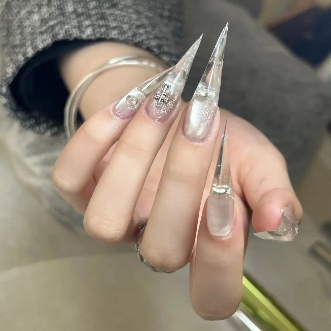 140pcs/box 3D Eagle Claw Shape Nail Dual Forms for Nail Extension of 3D Dragon/Cat Claw Acrylic Nails Special Full Cover Molds
140pcs/box 3D Eagle Claw Shape Nail Dual Forms for Nail Extension of 3D Dragon/Cat Claw Acrylic Nails Special Full Cover Molds