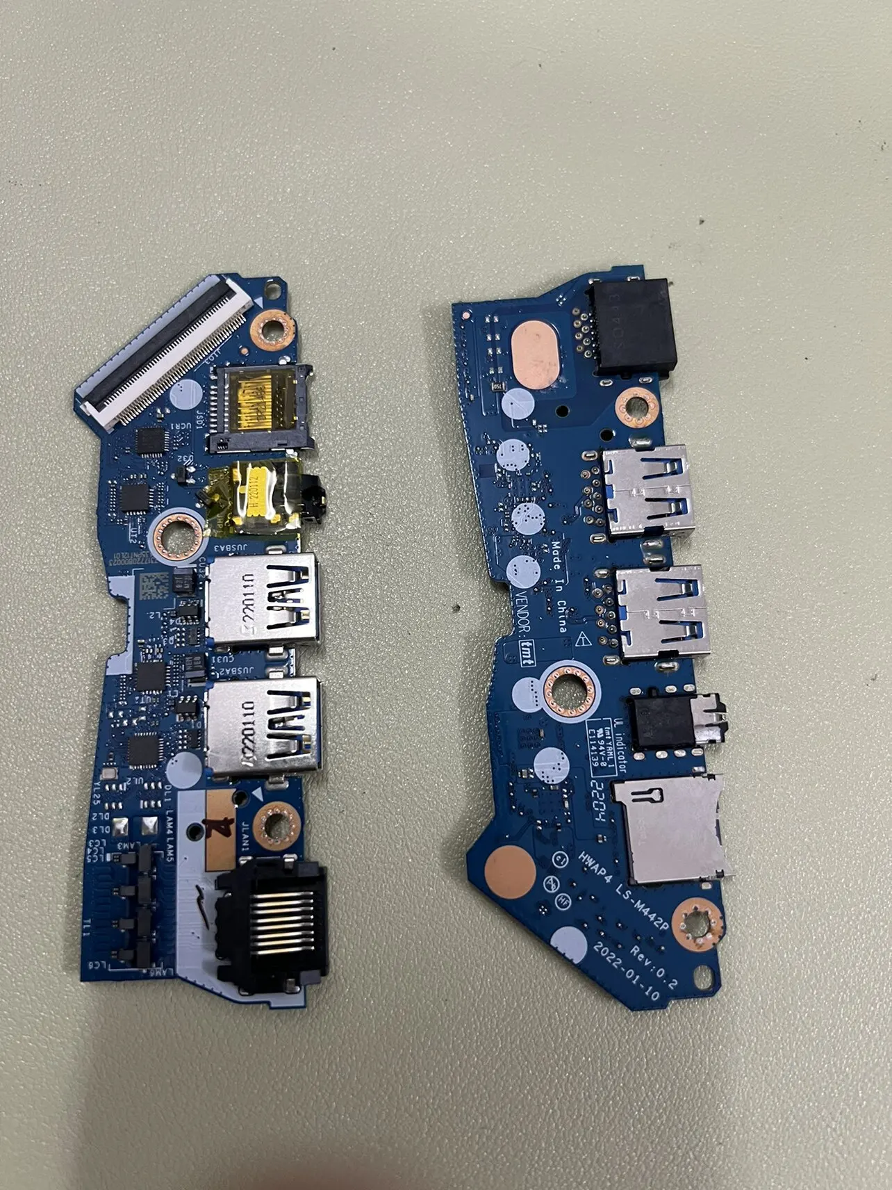 1pcs For Acer ac515-cn notebook USB board, audio board network interface card board LS-M441P LS-M442P
1pcs For Acer ac515-cn notebook USB board, audio board network interface card board LS-M441P LS-M442P