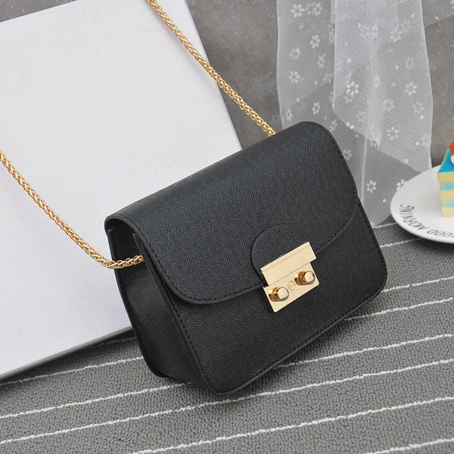Ladies with High-end and Exquisite Bags New Women Summer Small Handbag Versatile Trade Chains Crossbody Small Square Bags Flaps
Ladies with High-end and Exquisite Bags New Women Summer Small Handbag Versatile Trade Chains Crossbody Small Square Bags Flaps