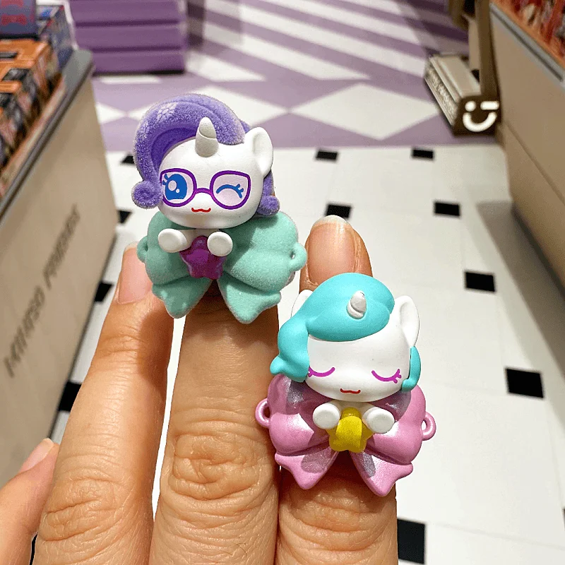 My Little Pony Friendship Click Magnetic Rings Blind Box Interactive Jewelry Toy Holiday Gift For Kids Friends
My Little Pony Friendship Click Magnetic Rings Blind Box Interactive Jewelry Toy Holiday Gift For Kids Friends