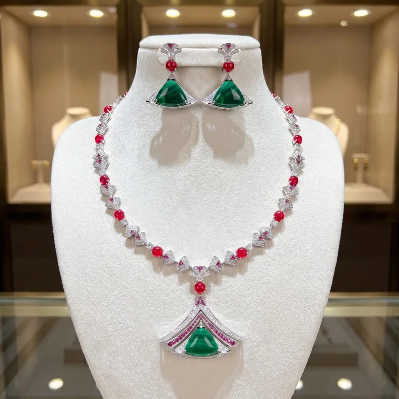 Europe America Style Necklace Earrings Inlay Cubic Zircon Synthetic Green Agate Fanshaped Pendant Beads Chain Party Jewelry Sets
Europe America Style Necklace Earrings Inlay Cubic Zircon Synthetic Green Agate Fanshaped Pendant Beads Chain Party Jewelry Sets