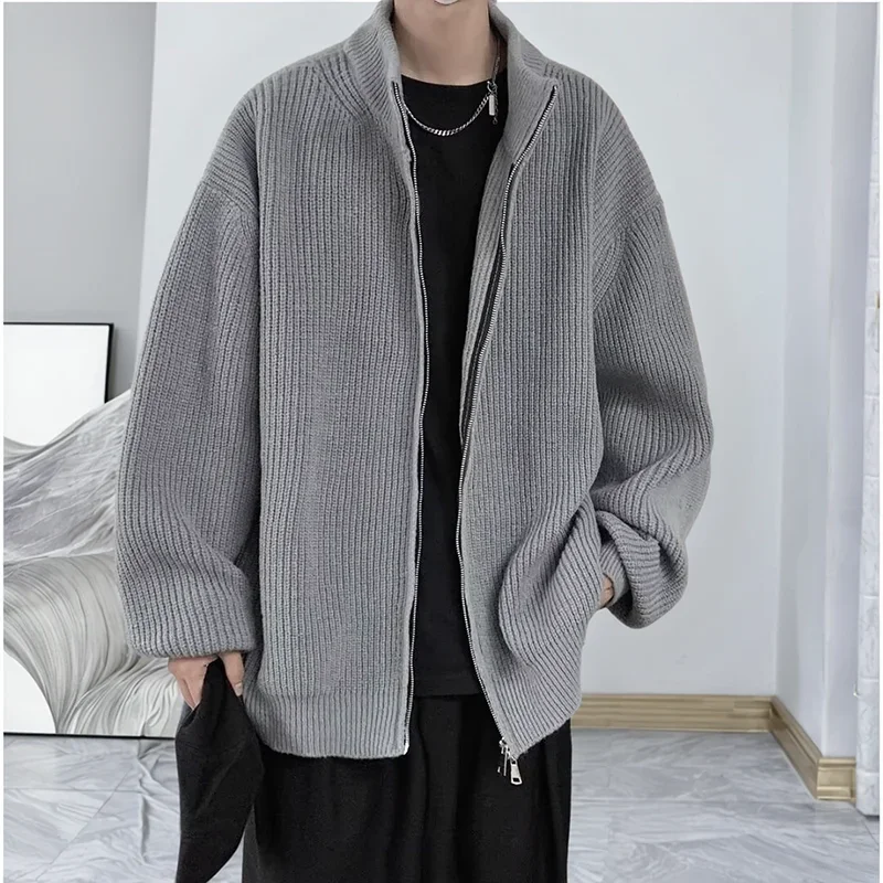 2025 Spring Korean Fashion Striped Sweatercoat Men Vintage Casual Cardigan Mens Knitwears High Street Baggy Y2K Sweaters Jacket
2025 Spring Korean Fashion Striped Sweatercoat Men Vintage Casual Cardigan Mens Knitwears High Street Baggy Y2K Sweaters Jacket