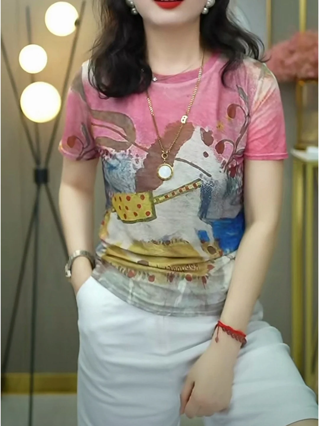 Korean Style Double Layer Mesh Print Short Sleeve round Neck T-Shirt Women Summer New Fashion Trendy Top Polyester Spandex
Korean Style Double Layer Mesh Print Short Sleeve round Neck T-Shirt Women Summer New Fashion Trendy Top Polyester Spandex