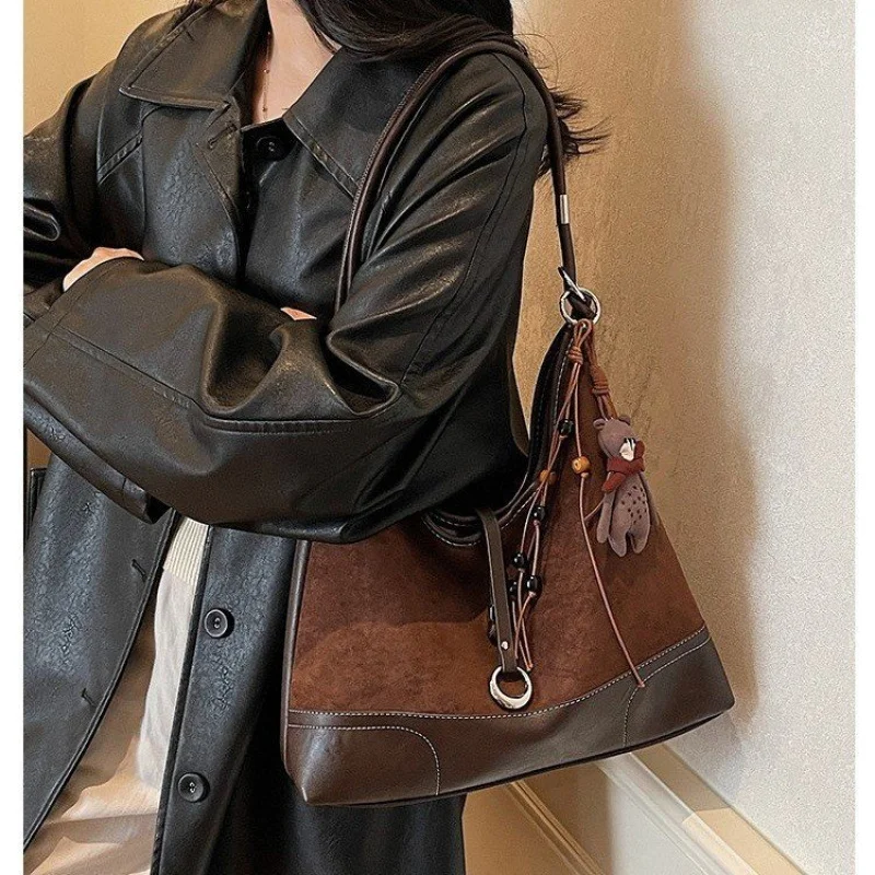 Women's Handbag Made Of Stream-Printed Leather Boasting Honduras Commuter Vintage Spacious Daily
Women's Handbag Made Of Stream-Printed Leather Boasting Honduras Commuter Vintage Spacious Daily