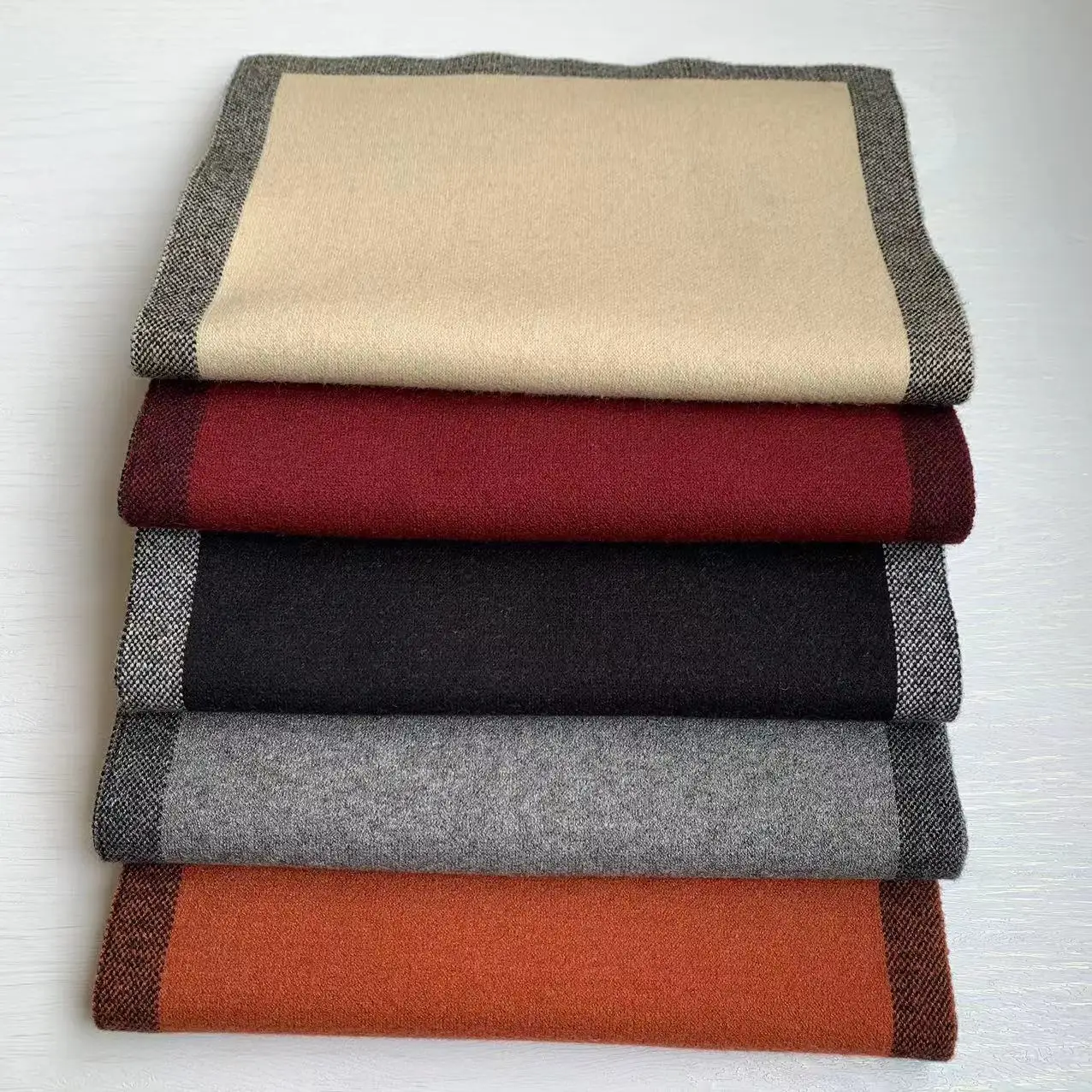 New Winter Solid Color women's Shawl Versatile high-end Knit Windproof And Warm Scarf men's Cashmere Scarf Schal 4w959
New Winter Solid Color women's Shawl Versatile high-end Knit Windproof And Warm Scarf men's Cashmere Scarf Schal 4w959