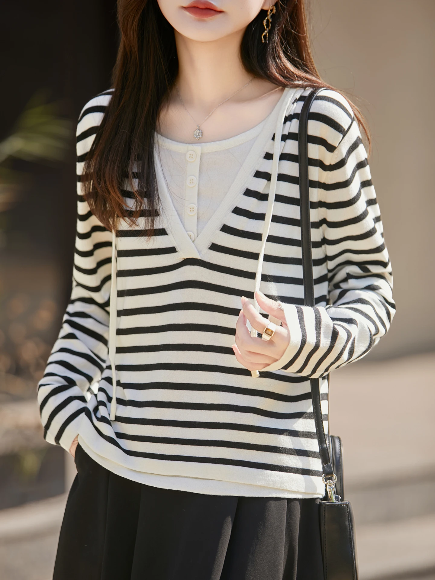 TLOML Early Spring New Arrivals Women 100% Wool Sweater False Two-piece Hoodie Pullover Casual Cashmere Knitwear Soft Comfy Tops
TLOML Early Spring New Arrivals Women 100% Wool Sweater False Two-piece Hoodie Pullover Casual Cashmere Knitwear Soft Comfy Tops