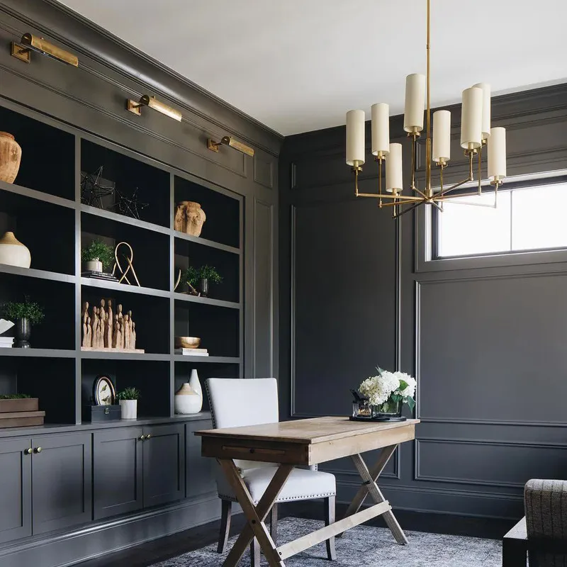 Полностью медная люстра в американском ретро-стиле для гостиной, французская средневековая люстра для ресторана, виллы, элитная люстра для двухуровневого дома
Полностью медная люстра в американском ретро-стиле для гостиной, французская средневековая люстра для ресторана, виллы, элитная люстра для двухуровневого дома