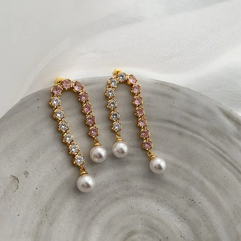 Pearl cz stone chain tassel dangle earrings for women minimalist dainty earrings elegant party jewelry new in summer holiday
Pearl cz stone chain tassel dangle earrings for women minimalist dainty earrings elegant party jewelry new in summer holiday
