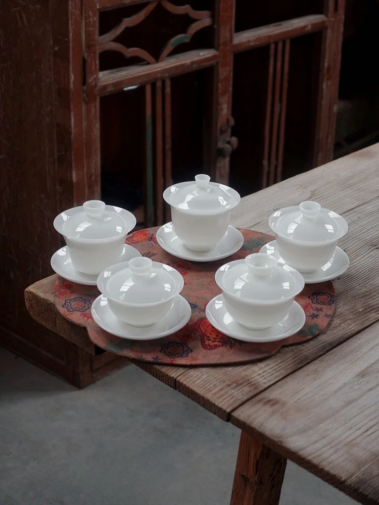 Puerite Dehua White Porcelain Large Capacity Tea Set Gongfu Tea Brewing Bowl High End Home Use Ceramic Tea Utensils
Puerite Dehua White Porcelain Large Capacity Tea Set Gongfu Tea Brewing Bowl High End Home Use Ceramic Tea Utensils