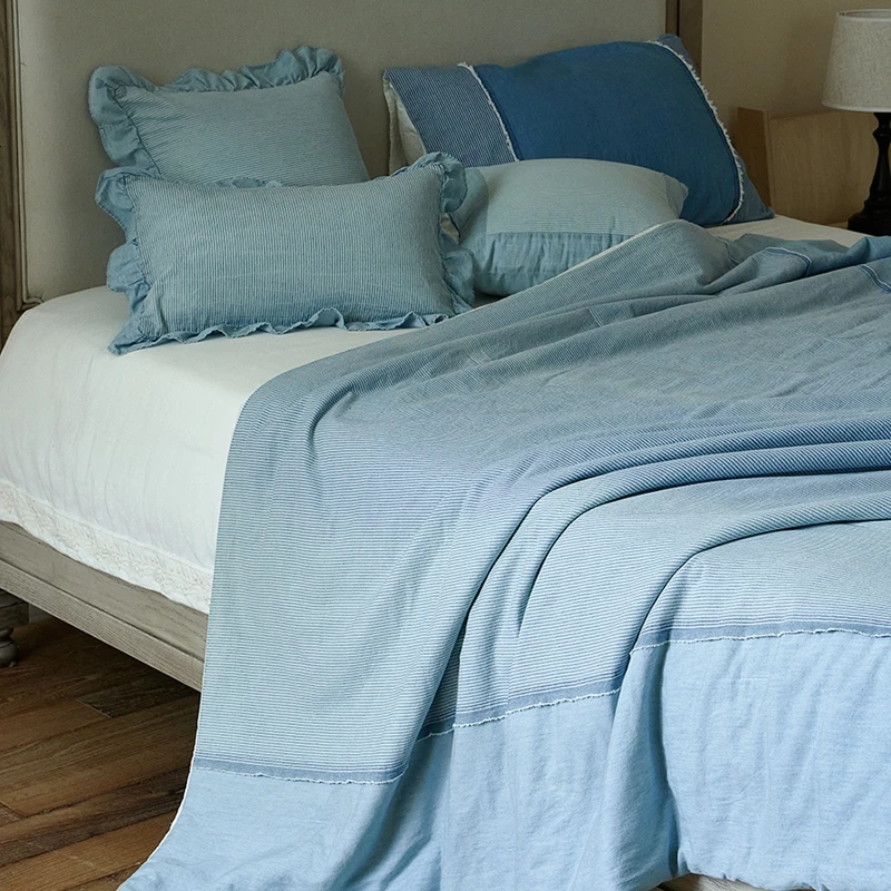 Quilt For Bed Denim Stripe Fabric Polyester Fiber Filling Comforters Summer Cooling Blanket Double Bed Air Conditioning Quilts
Quilt For Bed Denim Stripe Fabric Polyester Fiber Filling Comforters Summer Cooling Blanket Double Bed Air Conditioning Quilts