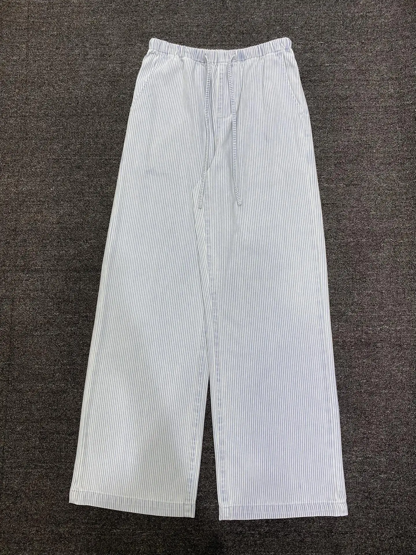 2026 Women Blue Striped Denim Pants Elastic Waist Straight Casual Loose Cotton Wide Leg Jeans
2026 Women Blue Striped Denim Pants Elastic Waist Straight Casual Loose Cotton Wide Leg Jeans
