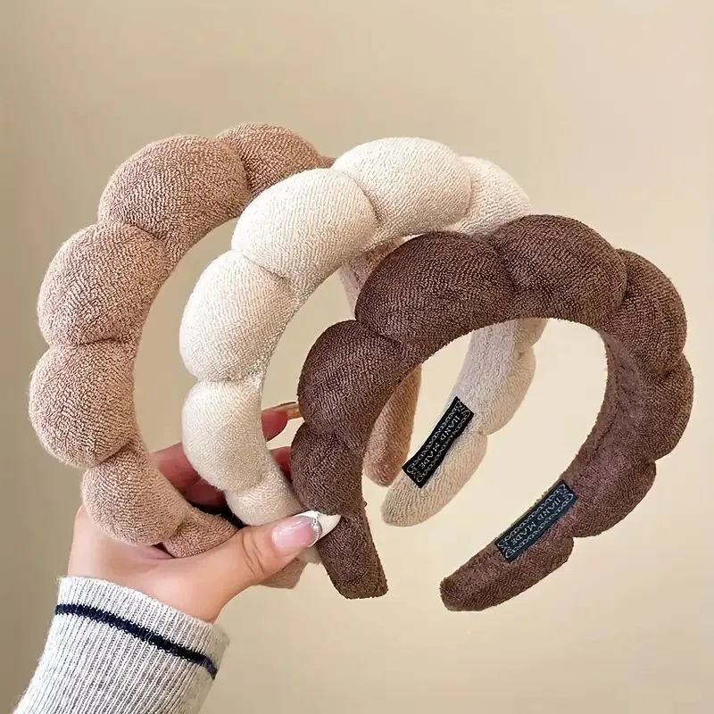 Широкая противоскользящая повязка на голову для укладки волос на осень и зиму, высокая повязка с расческой
Широкая противоскользящая повязка на голову для укладки волос на осень и зиму, высокая повязка с расческой