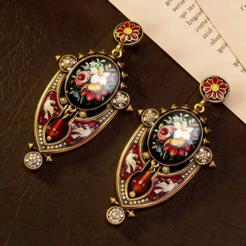 Elegant Enamel Pigeon Earrings Retro Floral Dangle Earring Women Evening Party Accessory
Elegant Enamel Pigeon Earrings Retro Floral Dangle Earring Women Evening Party Accessory