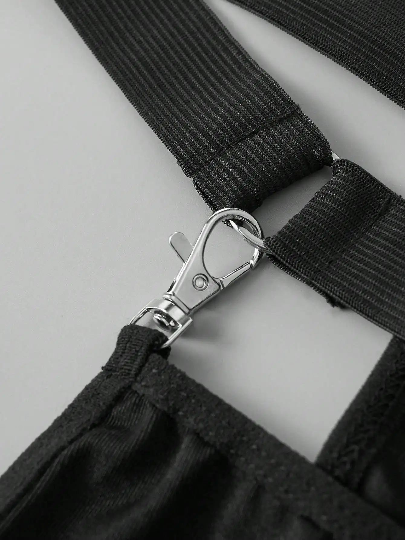Men's Black G-String Underwear With Metal Clips Comfortable Erotic Briefs
Men's Black G-String Underwear With Metal Clips Comfortable Erotic Briefs