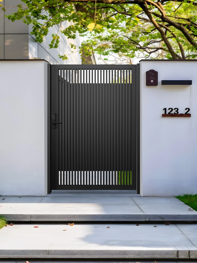 Aluminum alloy outdoor villa courtyard door aluminum art garden electric internet celebrity small yard door
Aluminum alloy outdoor villa courtyard door aluminum art garden electric internet celebrity small yard door