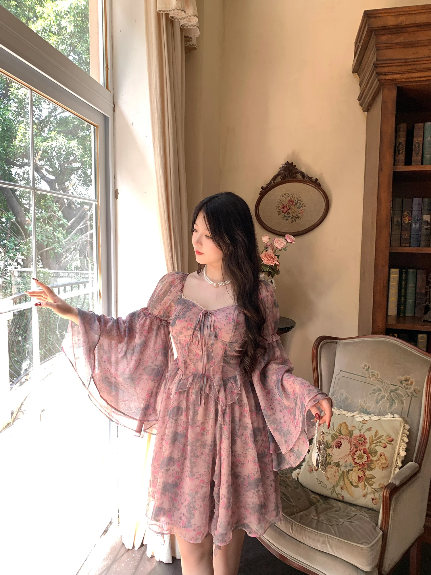 MB plus Size Women's Dress Vintage Bow Tie Floral Short Square Collar Gored Hemline French Style Polyester Fiber Autumn Winter
MB plus Size Women's Dress Vintage Bow Tie Floral Short Square Collar Gored Hemline French Style Polyester Fiber Autumn Winter