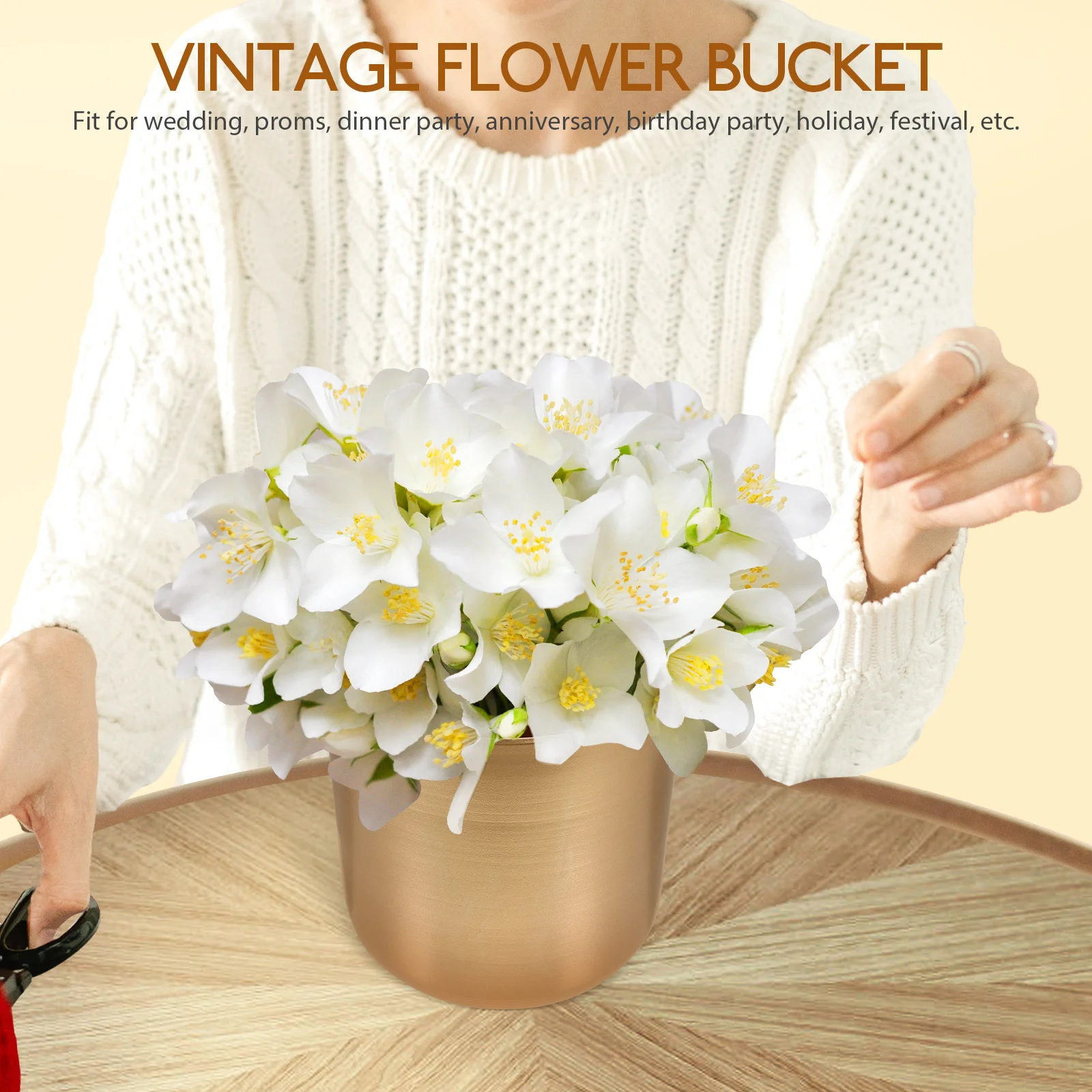 Vintage Bucket Rustic Style Metal Vase Flower Arrangement Container Decorative Home Vase Farmhouse Flower Pot For Wedding Party
Vintage Bucket Rustic Style Metal Vase Flower Arrangement Container Decorative Home Vase Farmhouse Flower Pot For Wedding Party