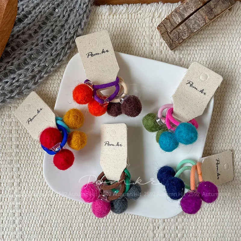 Pom Pom Hair Tie for Girls Fall Korean Contrast Color Dopamine Double Ponytail Cute Elastic Daily Wear Soft Non Slip
Pom Pom Hair Tie for Girls Fall Korean Contrast Color Dopamine Double Ponytail Cute Elastic Daily Wear Soft Non Slip
