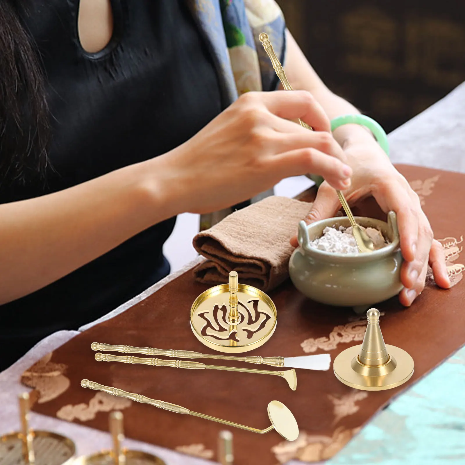 1Set Brass Incense Making Tools Powder Burner Kit Anti-Skid Handle Incense Seal Mold Cone Shaping Mold for Home
1Set Brass Incense Making Tools Powder Burner Kit Anti-Skid Handle Incense Seal Mold Cone Shaping Mold for Home