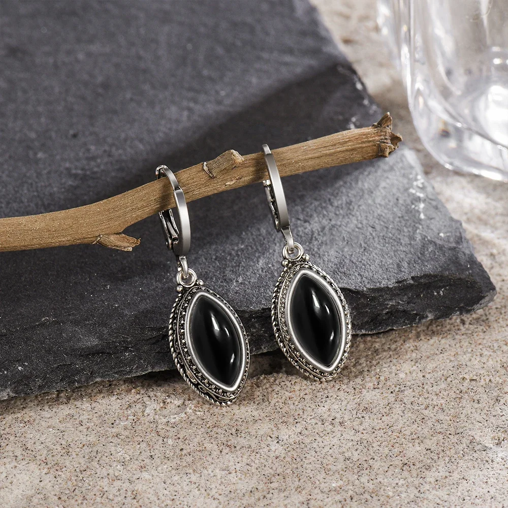 Vintage Silver Natural Onyx Earrings Simple Black Onyx Moonstone Retro Pendant Earring Fine Jewelry Gifts For Women
Vintage Silver Natural Onyx Earrings Simple Black Onyx Moonstone Retro Pendant Earring Fine Jewelry Gifts For Women