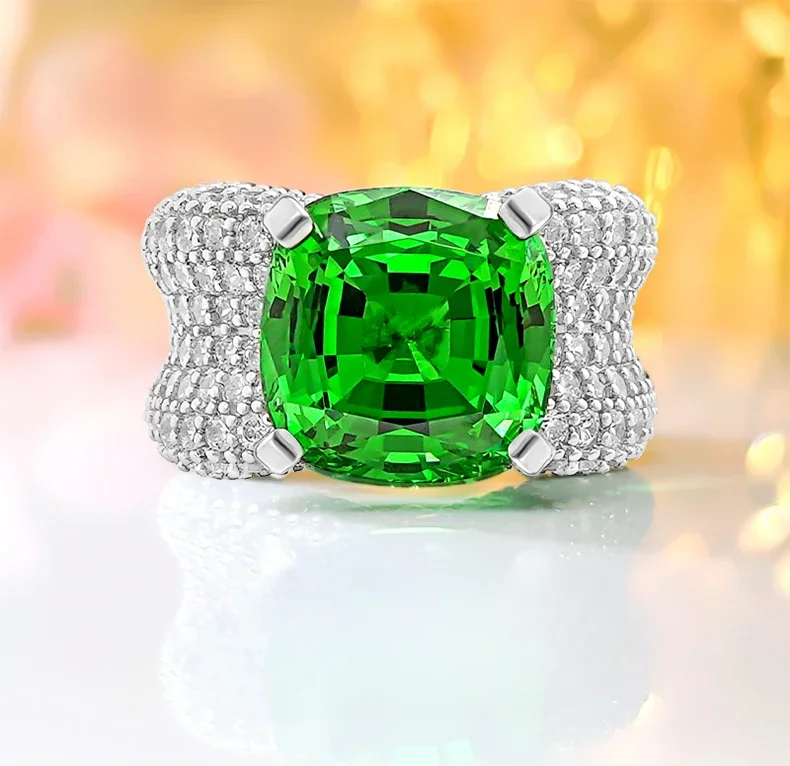 925 Sterling Silver Ring Women's Pillow Shape High Grade Green Diamond Ring Temperament Engagement Jewelry Wedding
925 Sterling Silver Ring Women's Pillow Shape High Grade Green Diamond Ring Temperament Engagement Jewelry Wedding