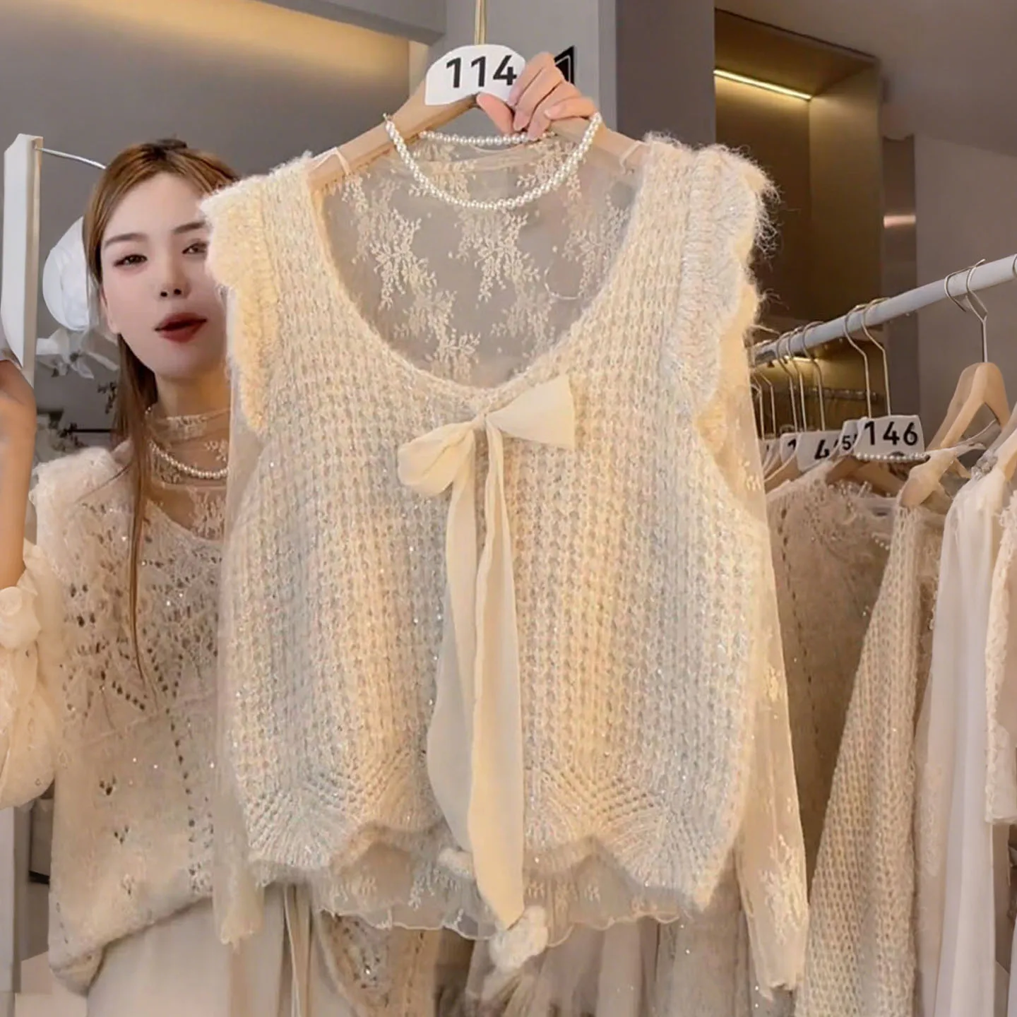 Sweet Gentle Knitted Vest Top Women's Spring Autumn Agel Layering Svel V-ne Sweater Upper Body Comfortable Fit
Sweet Gentle Knitted Vest Top Women's Spring Autumn Agel Layering Svel V-ne Sweater Upper Body Comfortable Fit