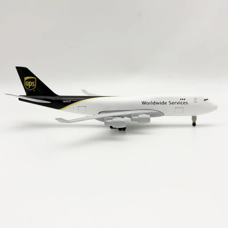 20cm B747 UPS Cargo Airways Metal 1/300 Scale Aircraft Diecast Miniature Airplane Kit Aviation Souvenir Hobby With Base & Wheels
20cm B747 UPS Cargo Airways Metal 1/300 Scale Aircraft Diecast Miniature Airplane Kit Aviation Souvenir Hobby With Base & Wheels