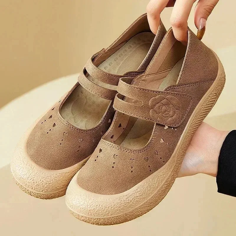 Women's Shoes Versatile Summer New Shallow Mouth Hollow Breathable Casual Shoes Lightweight and Fashionable Women's Shoes
Women's Shoes Versatile Summer New Shallow Mouth Hollow Breathable Casual Shoes Lightweight and Fashionable Women's Shoes